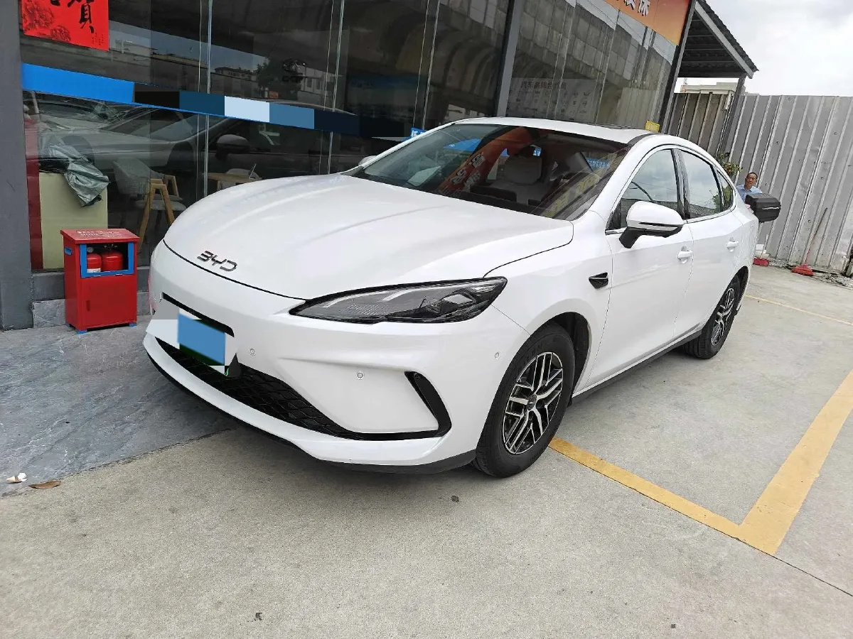 2025 BYD Seal05 DM-i 1.5L 101HP L4 E-CVT PHEV 7.68KWH,autocango,china used car exporter,china ev exporter,chinese used car exporter,chinese used ev exporter