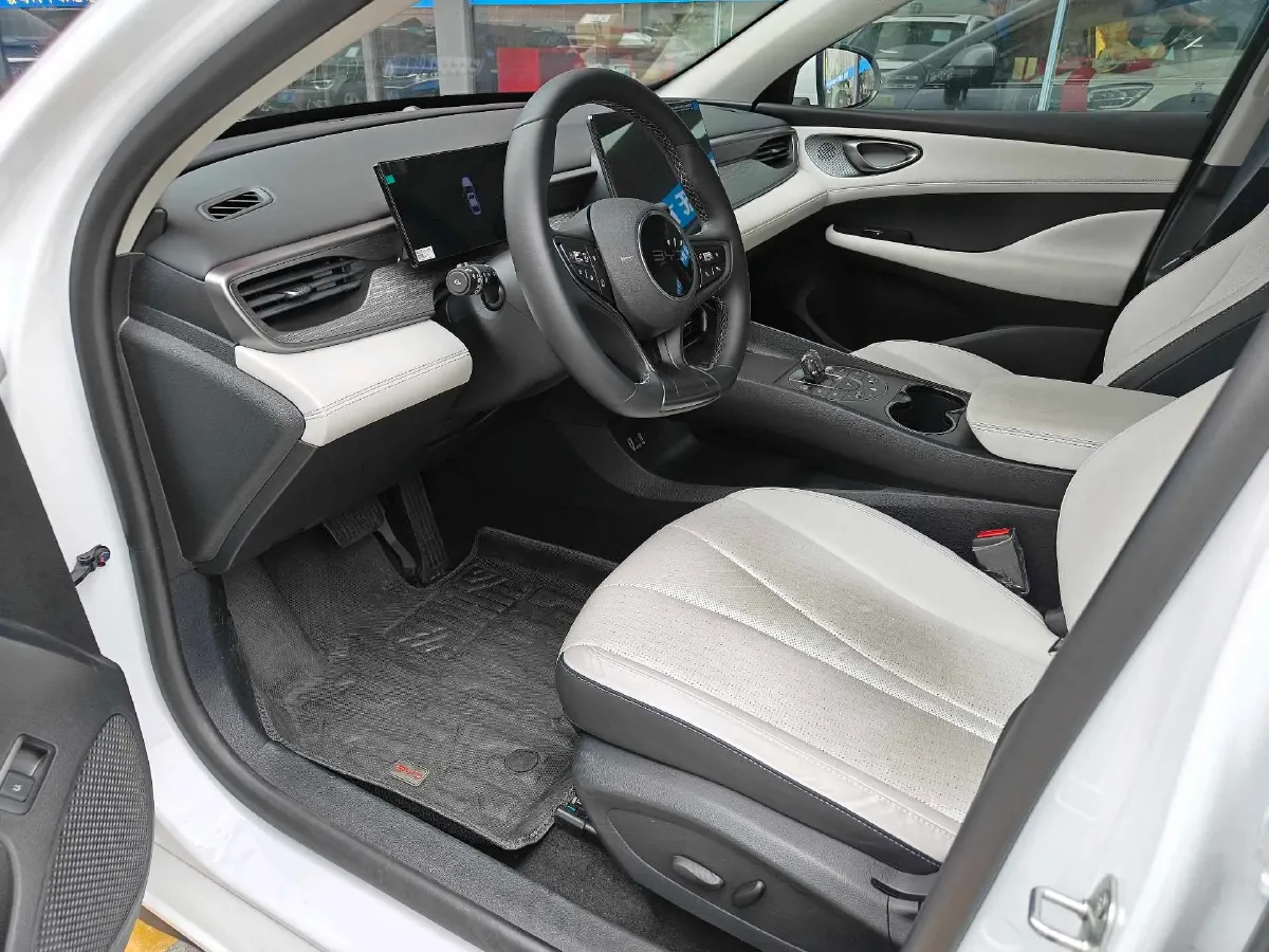 2025 BYD Seal05 DM-i 1.5L 101HP L4 E-CVT PHEV 7.68KWH,autocango,china used car exporter,china ev exporter,chinese used car exporter,chinese used ev exporter