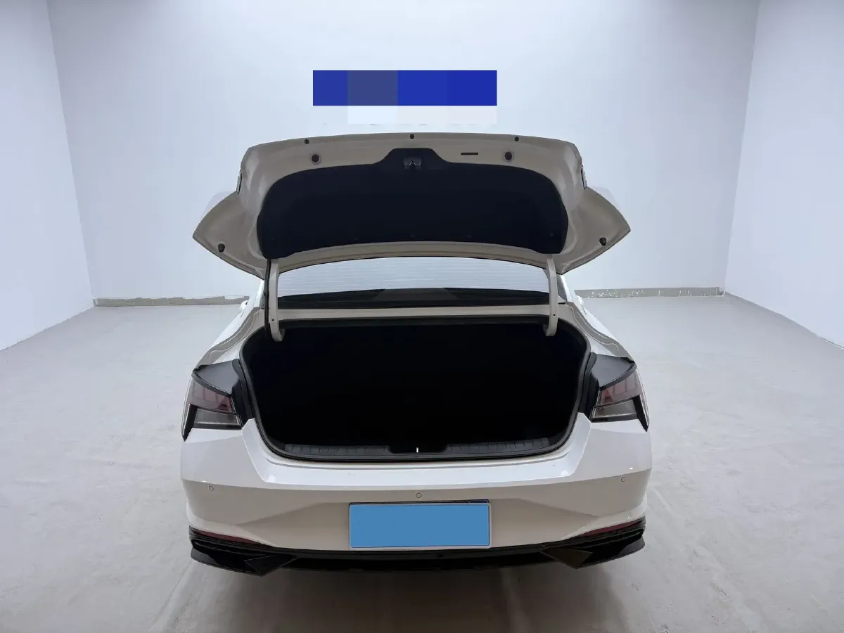 2022 Hyundai Elantra 1.5L 115HP L4 CVT,autocango,china used car exporter,china ev exporter,chinese used car exporter,chinese used ev exporter