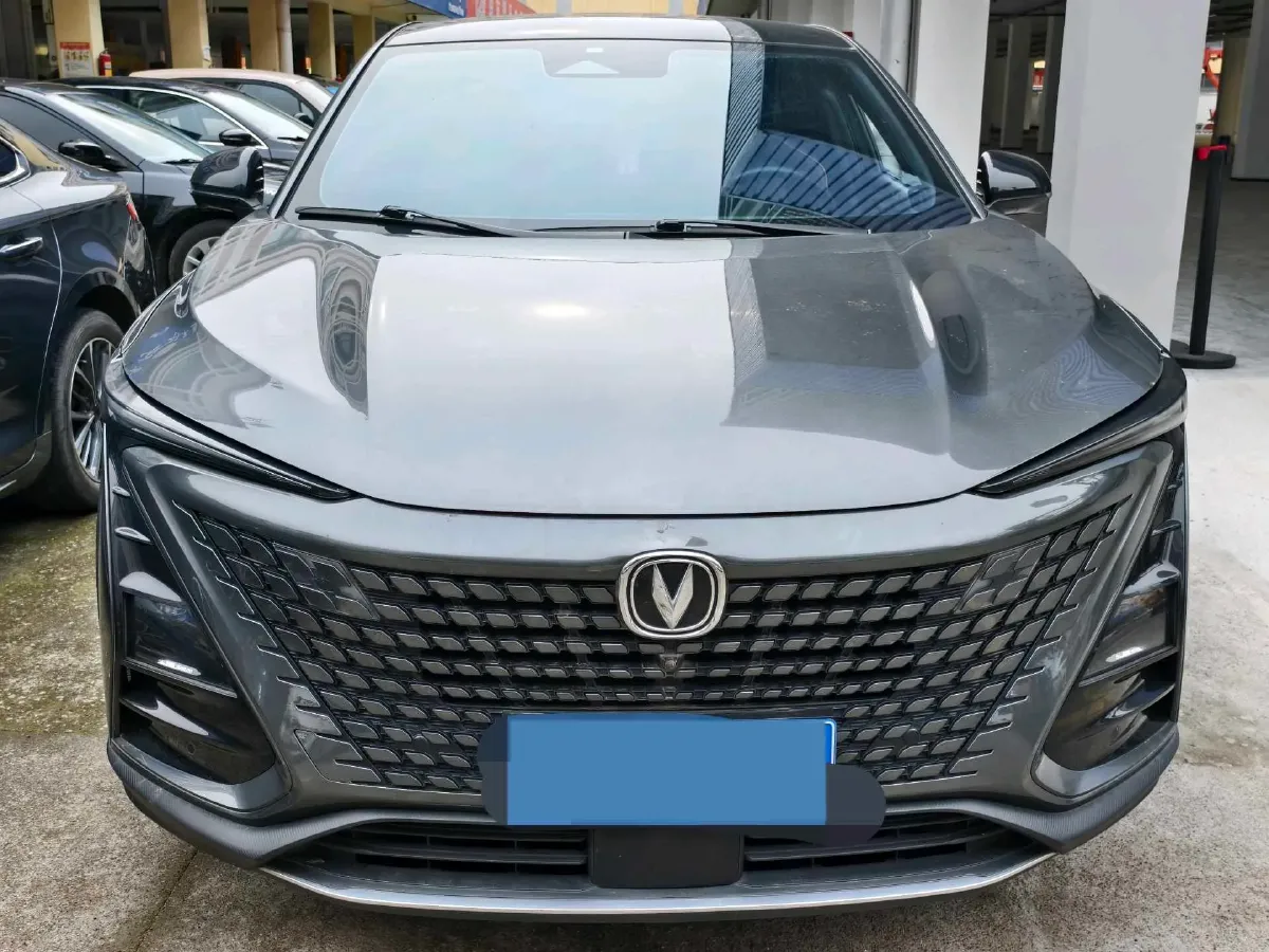 2022 ChangAn UNI-T 1.5T 188HP L4 7DCT,autocango,china used car exporter,china ev exporter,chinese used car exporter,chinese used ev exporter
