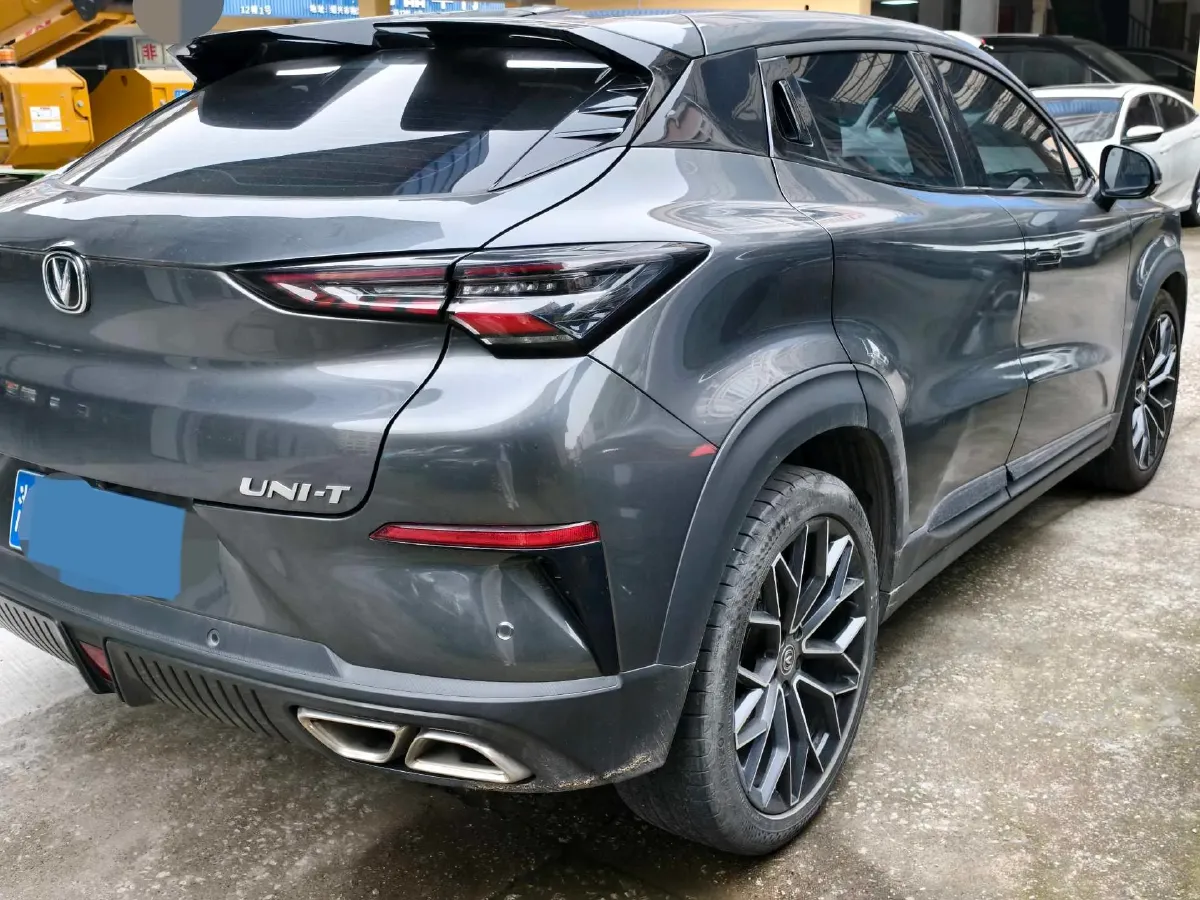 2022 ChangAn UNI-T 1.5T 188HP L4 7DCT,autocango,china used car exporter,china ev exporter,chinese used car exporter,chinese used ev exporter