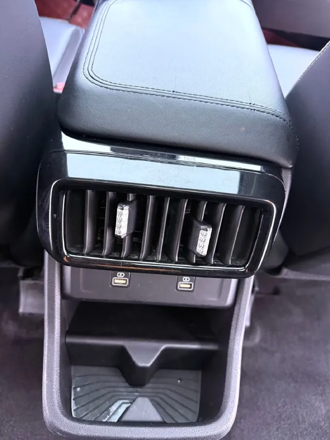 2021 Hyundai Custo 1.5T 170HP L4 8AT,autocango,china used car exporter,china ev exporter,chinese used car exporter,chinese used ev exporter