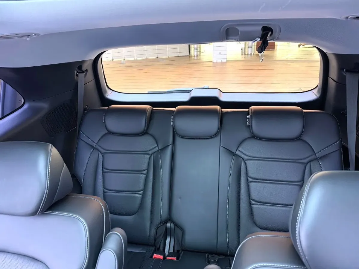 2021 Hyundai Custo 1.5T 170HP L4 8AT,autocango,china used car exporter,china ev exporter,chinese used car exporter,chinese used ev exporter