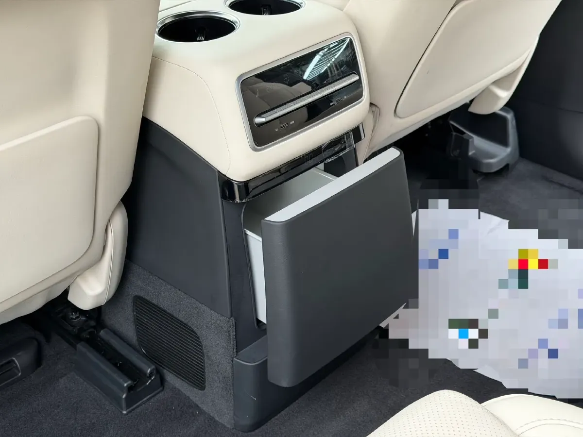 2022 Li L9 Range Extended 154HP REEV 42.6KWH,autocango,china used car exporter,china ev exporter,chinese used car exporter,chinese used ev exporter