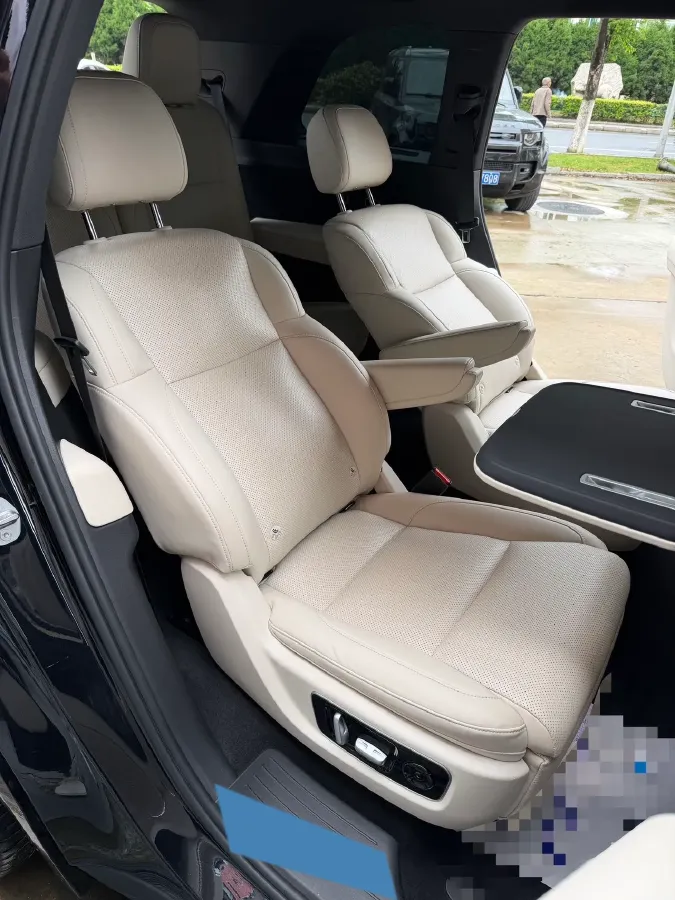 2022 Li L9 Range Extended 154HP REEV 42.6KWH,autocango,china used car exporter,china ev exporter,chinese used car exporter,chinese used ev exporter