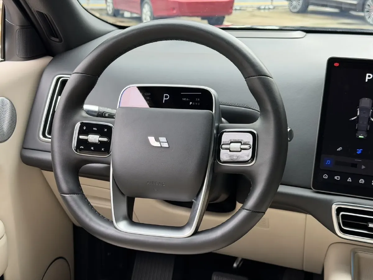 2022 Li L9 Range Extended 154HP REEV 42.6KWH,autocango,china used car exporter,china ev exporter,chinese used car exporter,chinese used ev exporter