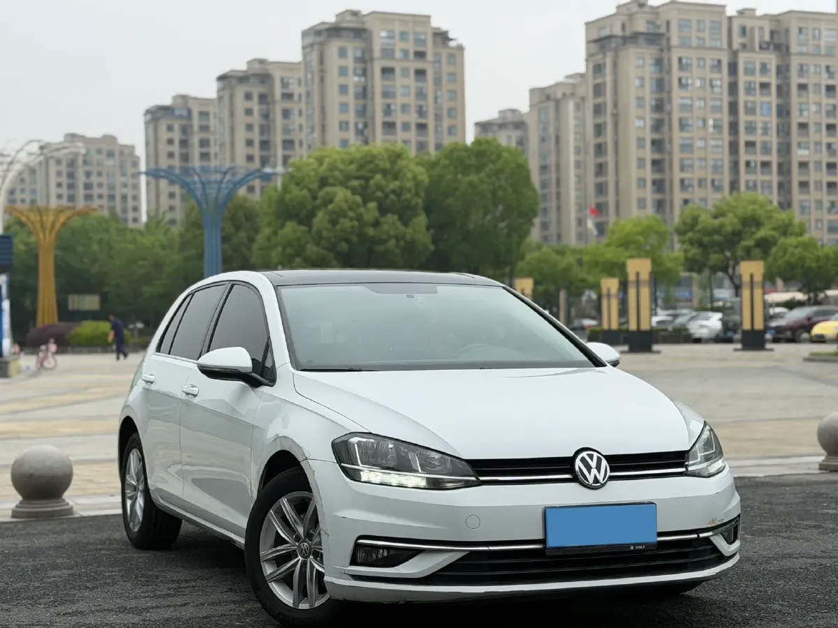 2018 Volkswagen Golf 1.4T 131HP L4 7DCT,autocango,china used car exporter,china ev exporter,chinese used car exporter,chinese used ev exporter