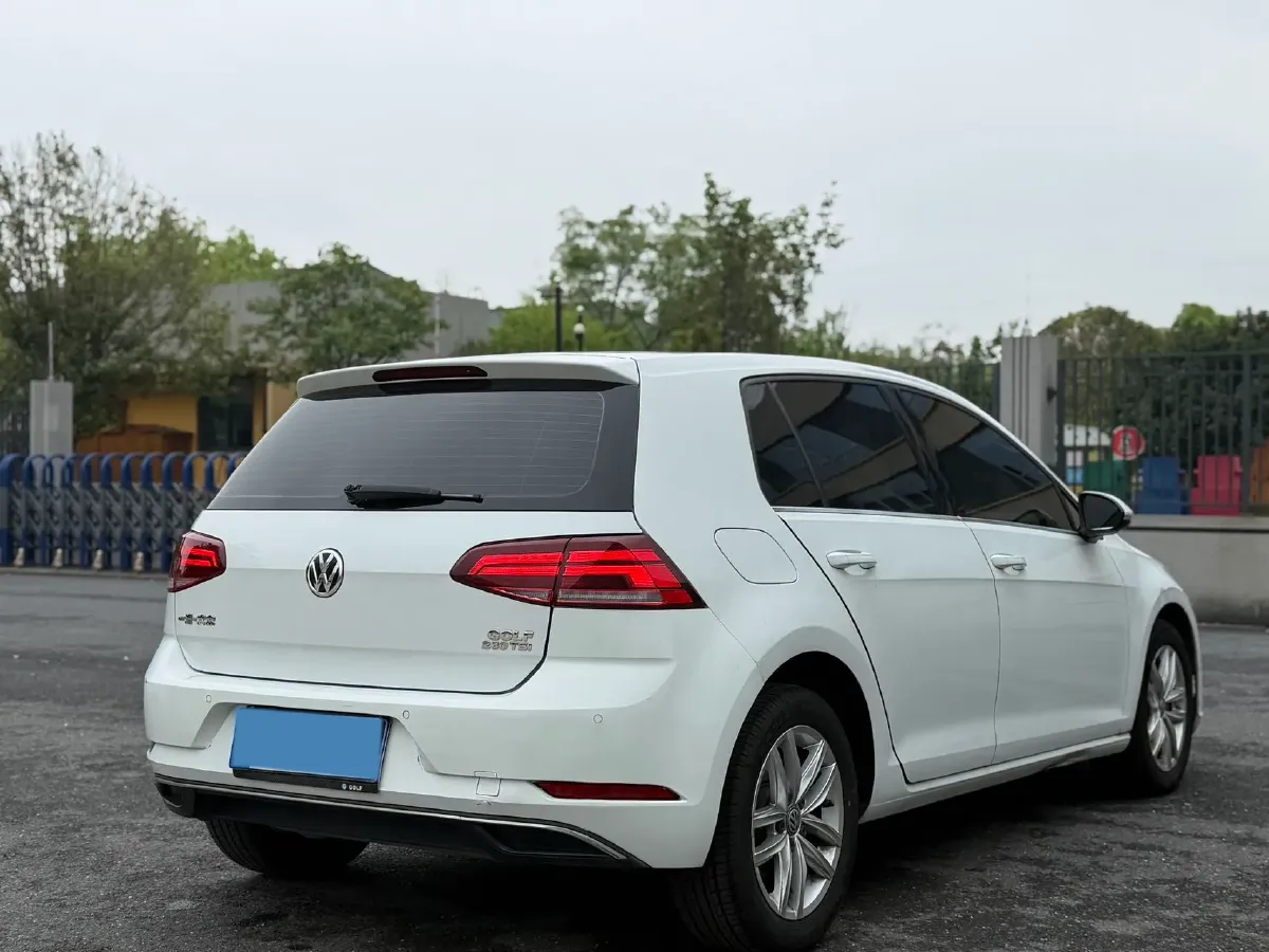 2018 Volkswagen Golf 1.4T 131HP L4 7DCT,autocango,china used car exporter,china ev exporter,chinese used car exporter,chinese used ev exporter