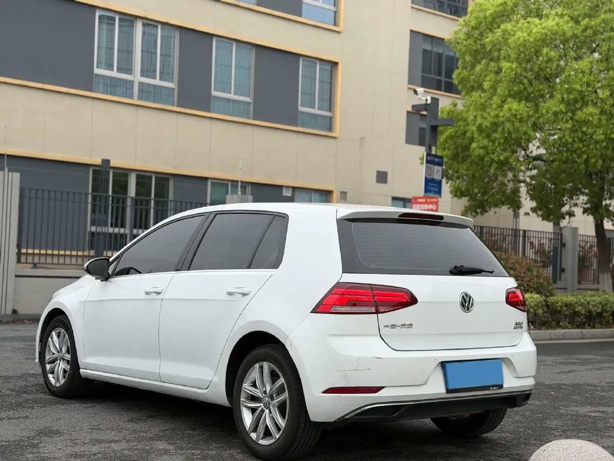 2018 Volkswagen Golf 1.4T 131HP L4 7DCT,autocango,china used car exporter,china ev exporter,chinese used car exporter,chinese used ev exporter