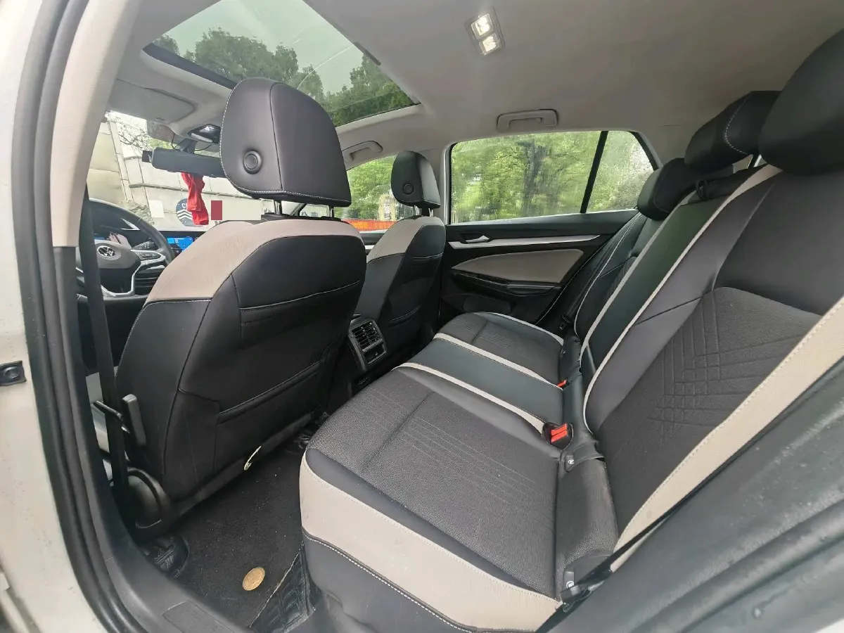 2021 Volkswagen Golf 1.4T 150HP L4 7DCT,autocango,china used car exporter,china ev exporter,chinese used car exporter,chinese used ev exporter