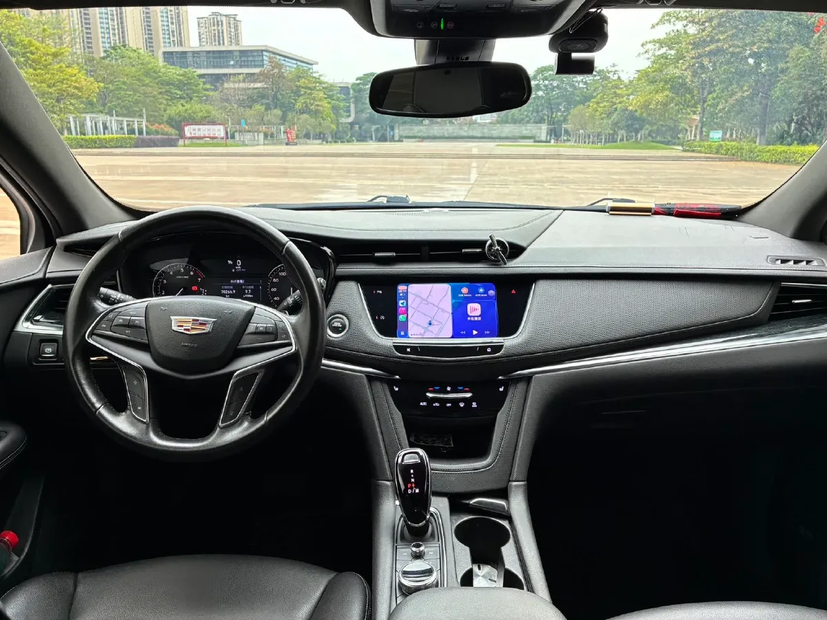 2023 Cadillac XT5 2.0T 237HP L4 9AT,autocango,china used car exporter,china ev exporter,chinese used car exporter,chinese used ev exporter