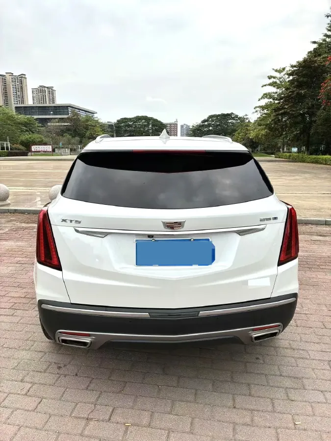 2023 Cadillac XT5 2.0T 237HP L4 9AT,autocango,china used car exporter,china ev exporter,chinese used car exporter,chinese used ev exporter
