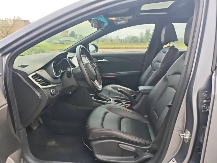 2020 Chevrolet Monza 1.3T 163HP L3 6AT,autocango,china used car exporter,china ev exporter,chinese used car exporter,chinese used ev exporter