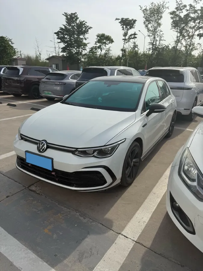 2023 Volkswagen Golf 1.4T 150HP L4 7DCT,autocango,china used car exporter,china ev exporter,chinese used car exporter,chinese used ev exporter
