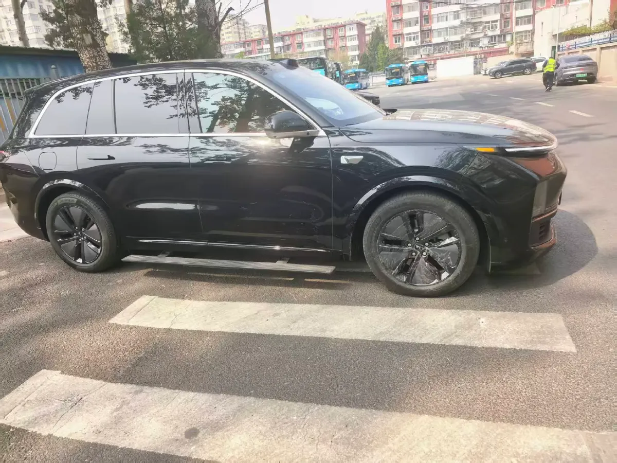2025 Li L8 Range Extended 154HP REEV,autocango,china used car exporter,china ev exporter,chinese used car exporter,chinese used ev exporter
