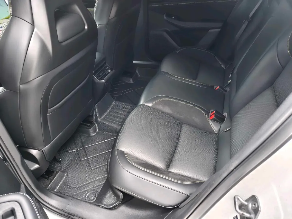 2025 LYNK&CO 03 1.5T 181HP L4 7DCT,autocango,china used car exporter,china ev exporter,chinese used car exporter,chinese used ev exporter