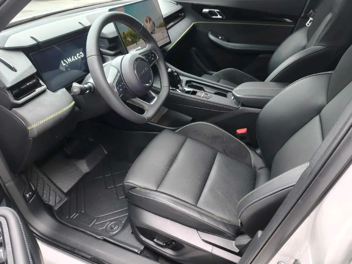 2025 LYNK&CO 03 1.5T 181HP L4 7DCT,autocango,china used car exporter,china ev exporter,chinese used car exporter,chinese used ev exporter