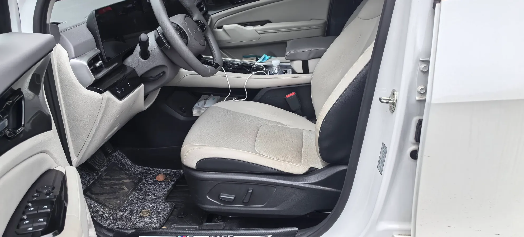 2023 Kia Sportage 1.5T 200HP L4 8AT,autocango,china used car exporter,china ev exporter,chinese used car exporter,chinese used ev exporter