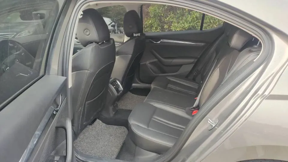 2021 Skoda Octavia 1.4T 150HP L4 7DCT,autocango,china used car exporter,china ev exporter,chinese used car exporter,chinese used ev exporter