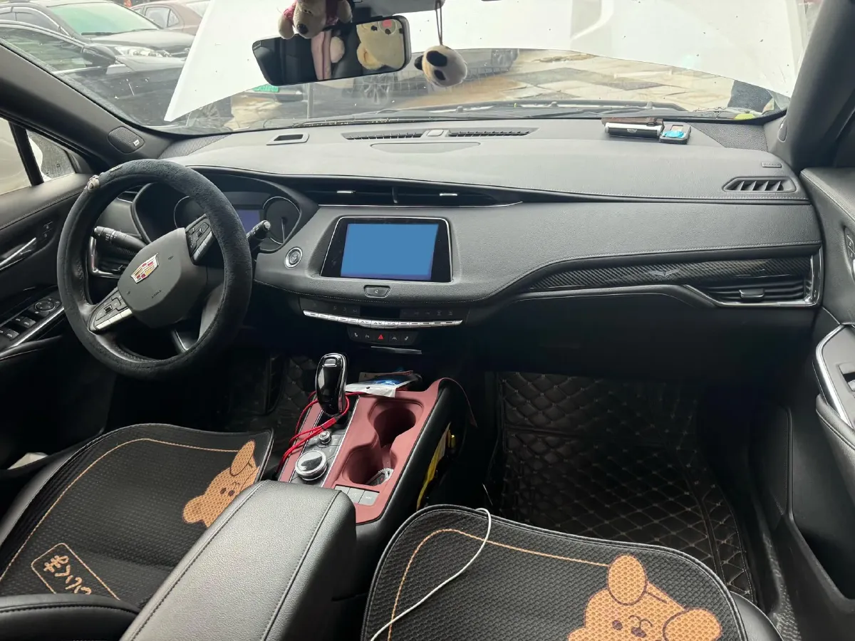 2022 Cadillac XT4 2.0T 237HP L4 9AT,autocango,china used car exporter,china ev exporter,chinese used car exporter,chinese used ev exporter