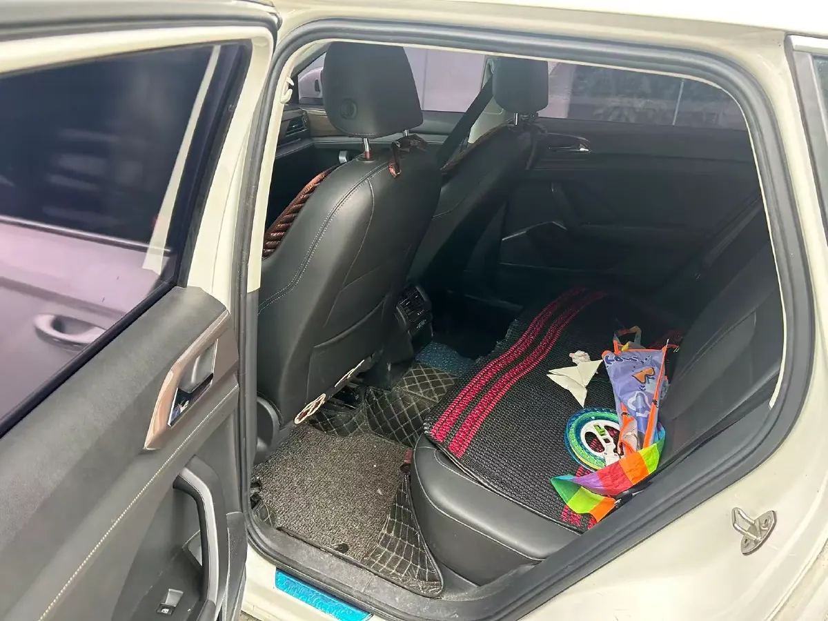 2019 Jeep Compass 1.3T 173HP L4 9AT,autocango,china used car exporter,china ev exporter,chinese used car exporter,chinese used ev exporter