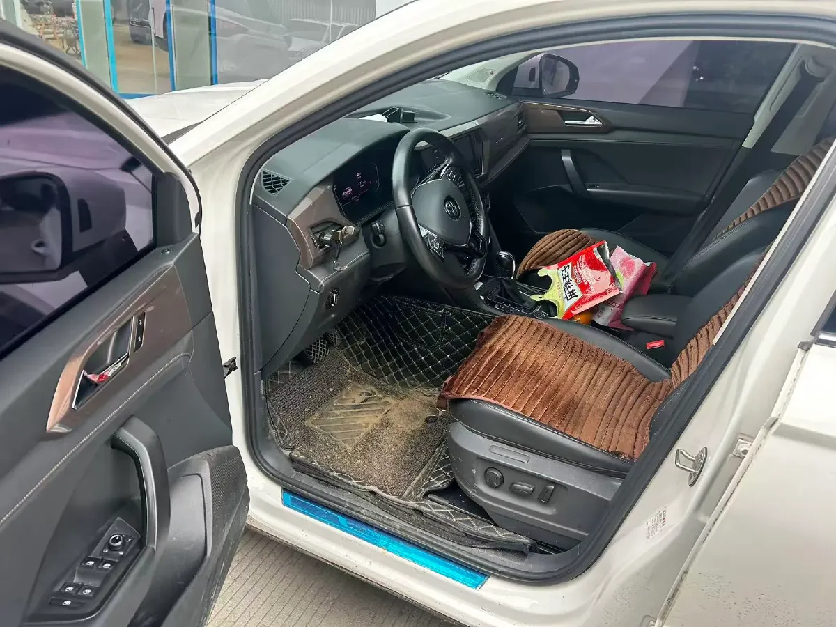 2019 Jeep Compass 1.3T 173HP L4 9AT,autocango,china used car exporter,china ev exporter,chinese used car exporter,chinese used ev exporter