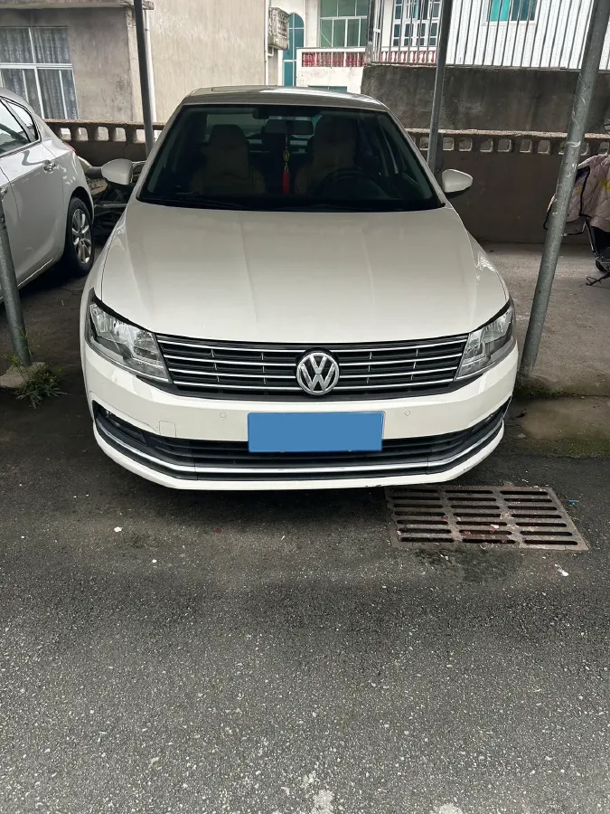 2017 Buick Excelle 1.5L 114HP L4 6AT,autocango,china used car exporter,china ev exporter,chinese used car exporter,chinese used ev exporter