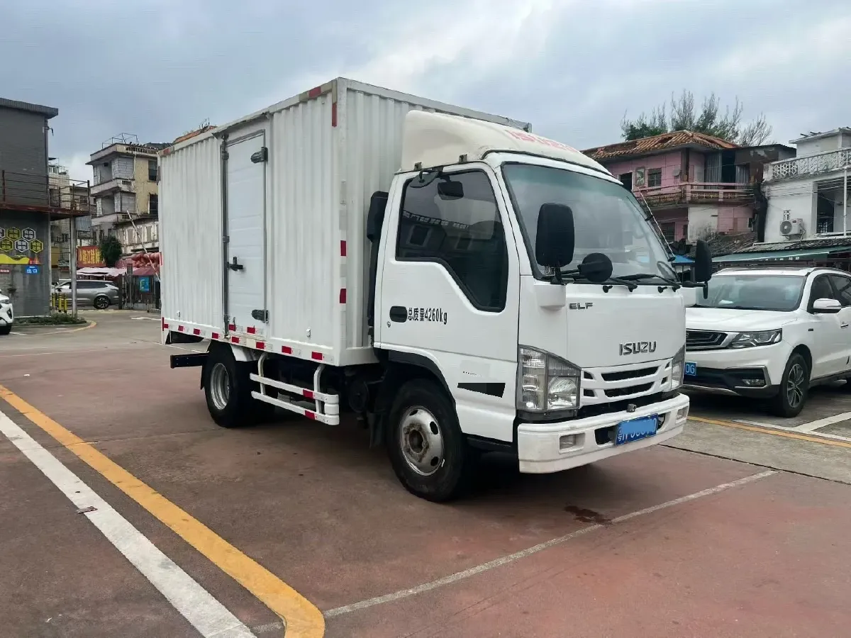 2019 Skoda Octavia 1.5L 113HP L4 5MT,autocango,china used car exporter,china ev exporter,chinese used car exporter,chinese used ev exporter