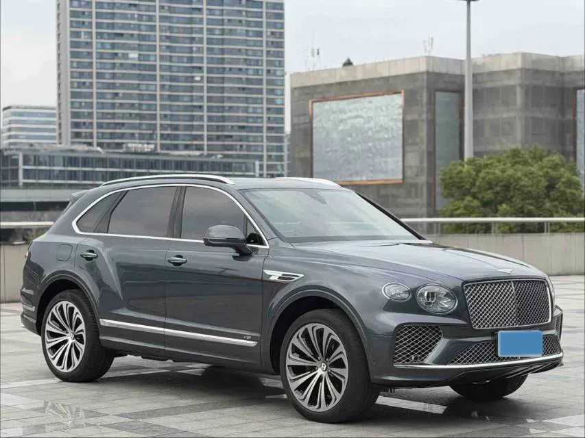 2021 Bentley Bentayga 4.0T 550HP V8 8AT,autocango,china used car exporter,china ev exporter,chinese used car exporter,chinese used ev exporter