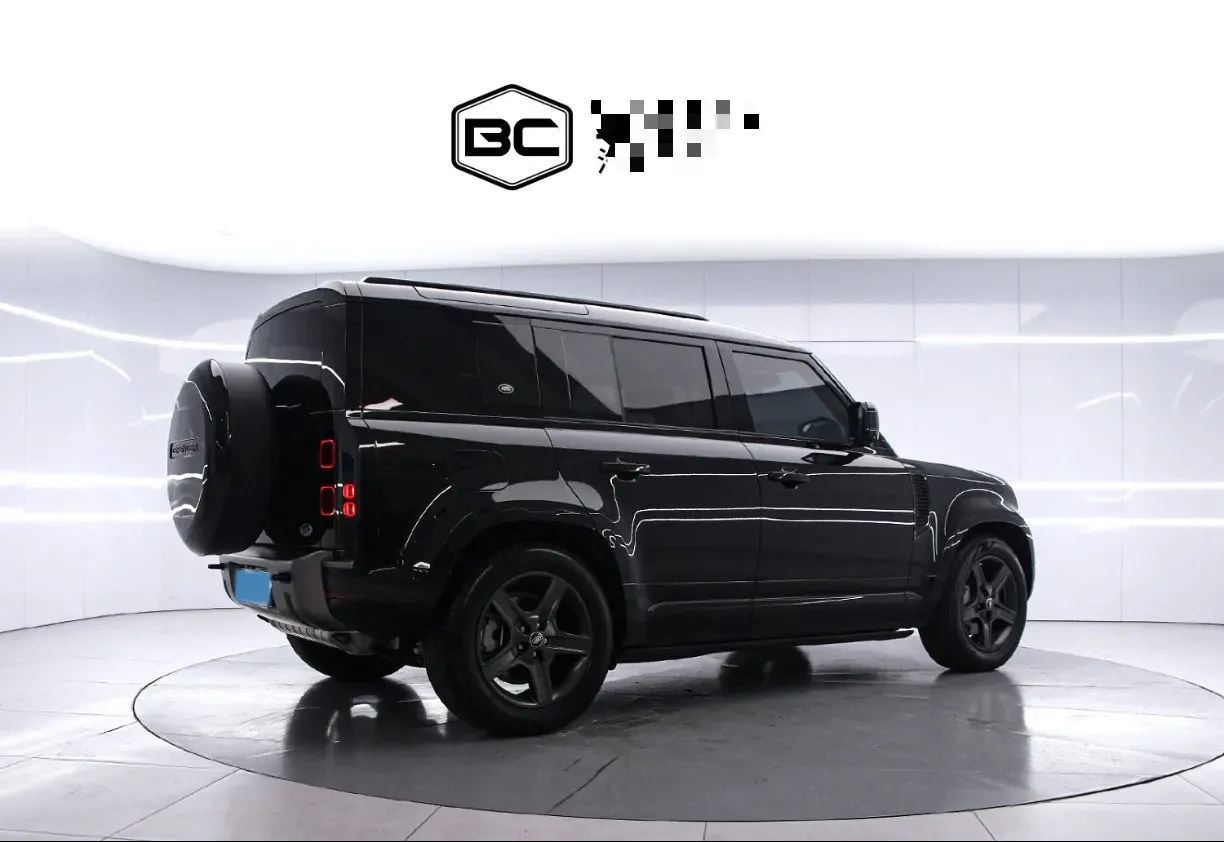 2024 Land Rover Defender 3.0T 400HP L6 8AT,autocango,china used car exporter,china ev exporter,chinese used car exporter,chinese used ev exporter