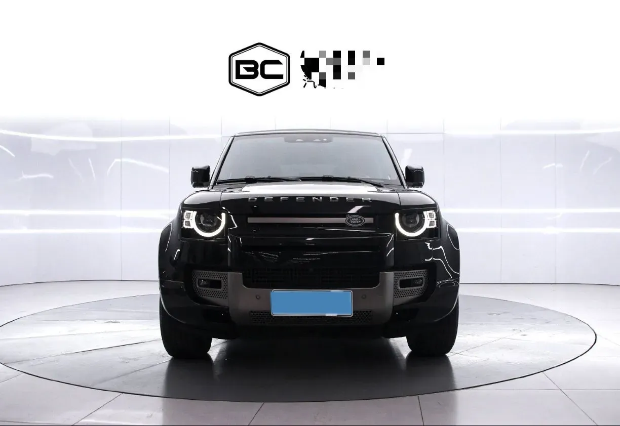 2024 Land Rover Defender 3.0T 400HP L6 8AT,autocango,china used car exporter,china ev exporter,chinese used car exporter,chinese used ev exporter