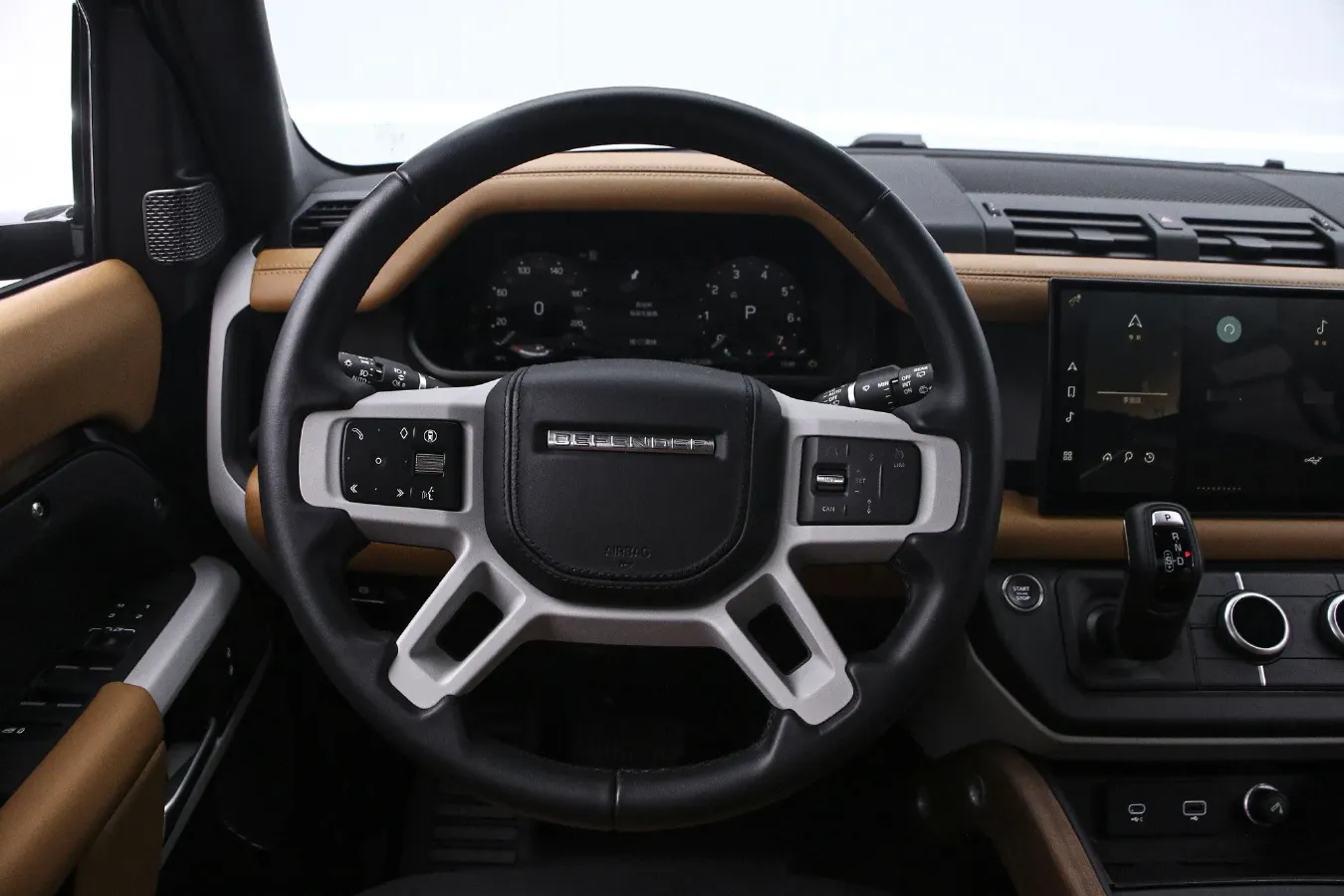 2024 Land Rover Defender 3.0T 400HP L6 8AT,autocango,china used car exporter,china ev exporter,chinese used car exporter,chinese used ev exporter