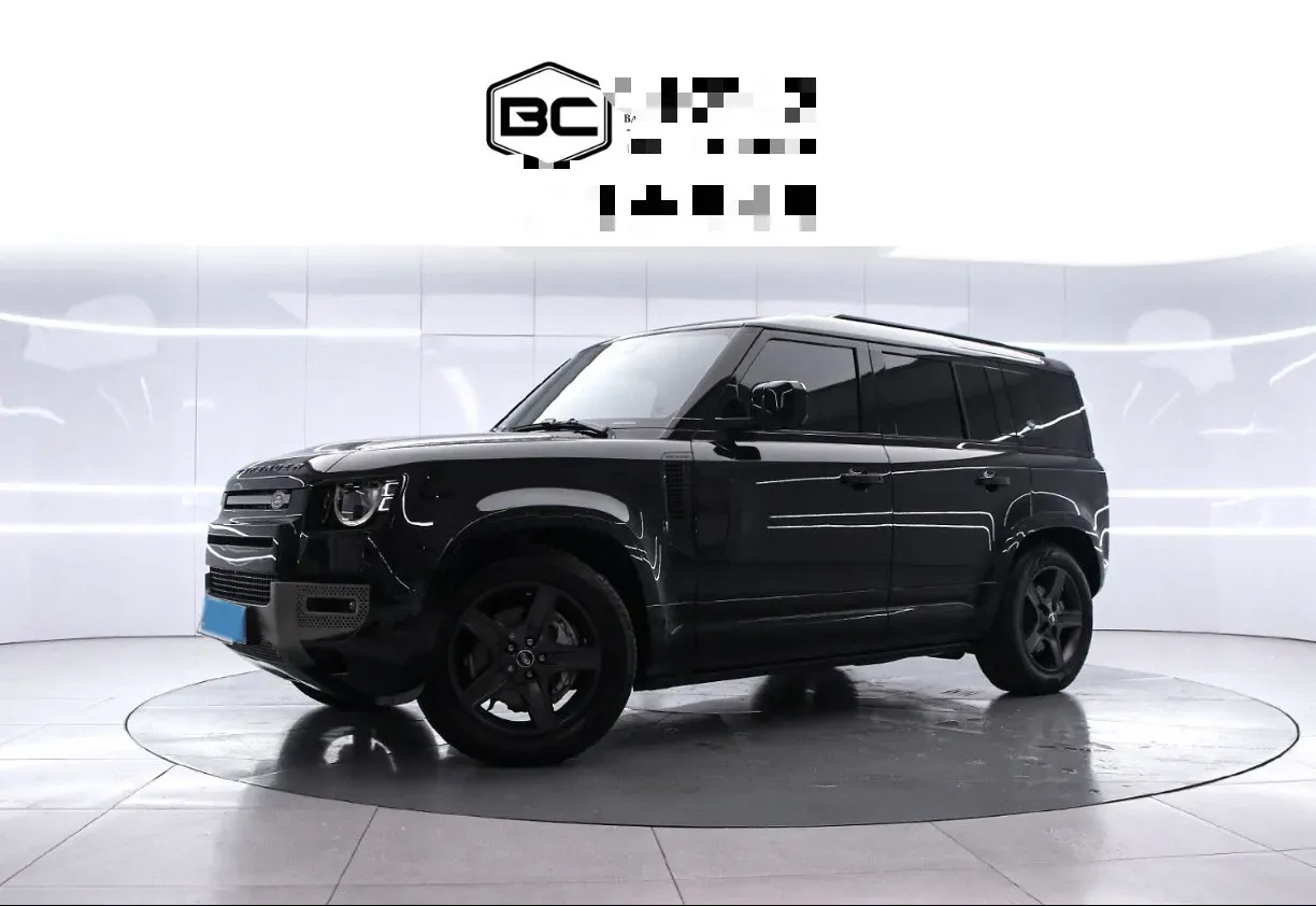 2024 Land Rover Defender 3.0T 400HP L6 8AT,autocango,china used car exporter,china ev exporter,chinese used car exporter,chinese used ev exporter