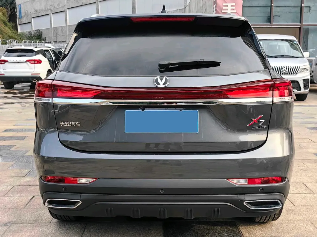 2024 ChangAn X7 PLUS 1.5T 188HP L4 7DCT,autocango,china used car exporter,china ev exporter,chinese used car exporter,chinese used ev exporter
