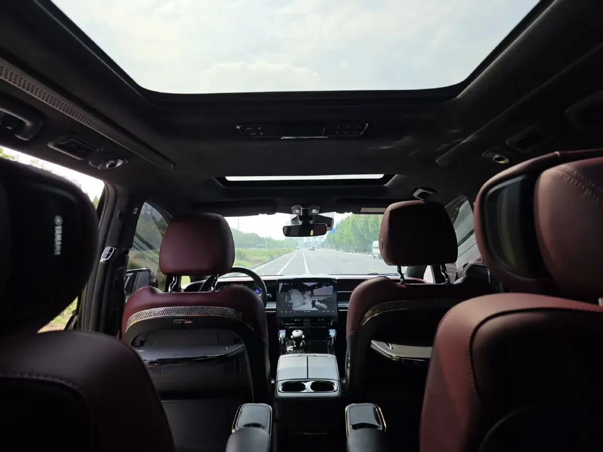 2024 GAC Trumpchi M8 2.0T 252HP L4 8AT,autocango,china used car exporter,china ev exporter,chinese used car exporter,chinese used ev exporter