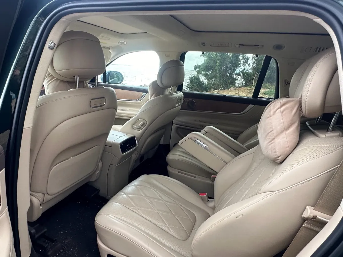 2024 AITO AITO M9 1.5T 152HP L4 REEV 42KWH,autocango,china used car exporter,china ev exporter,chinese used car exporter,chinese used ev exporter