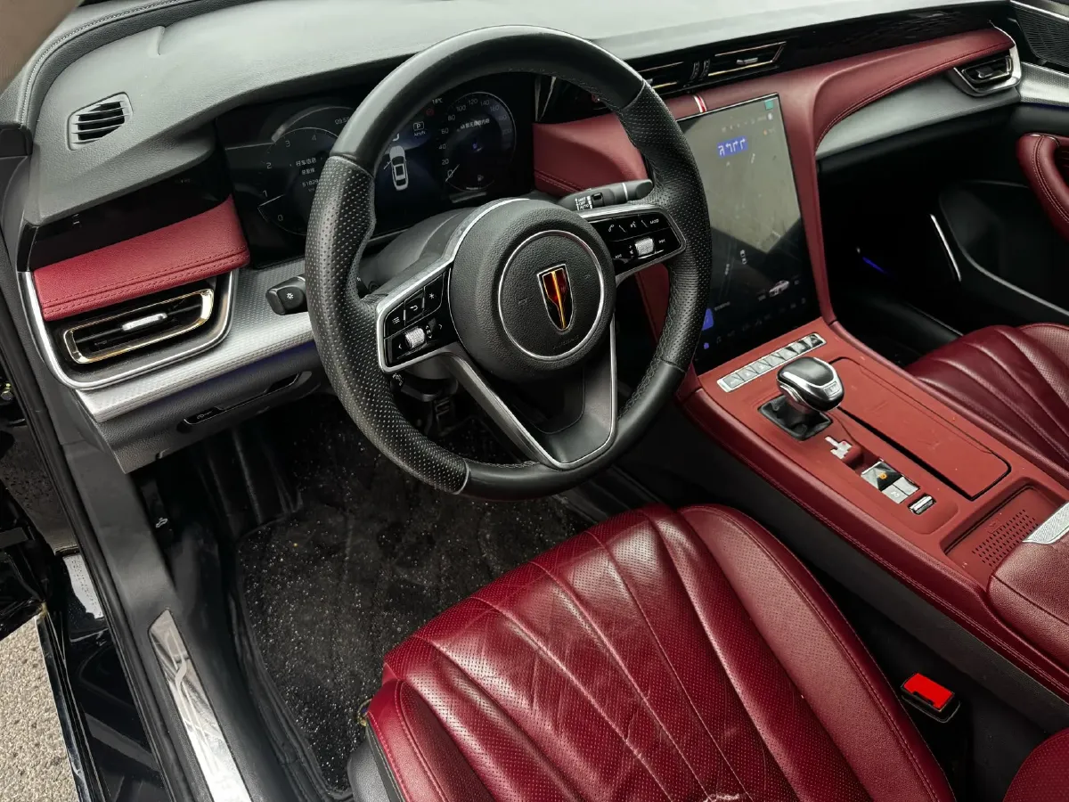 2023 HongQi H5 2.0T 224HP L4 8AT,autocango,china used car exporter,china ev exporter,chinese used car exporter,chinese used ev exporter