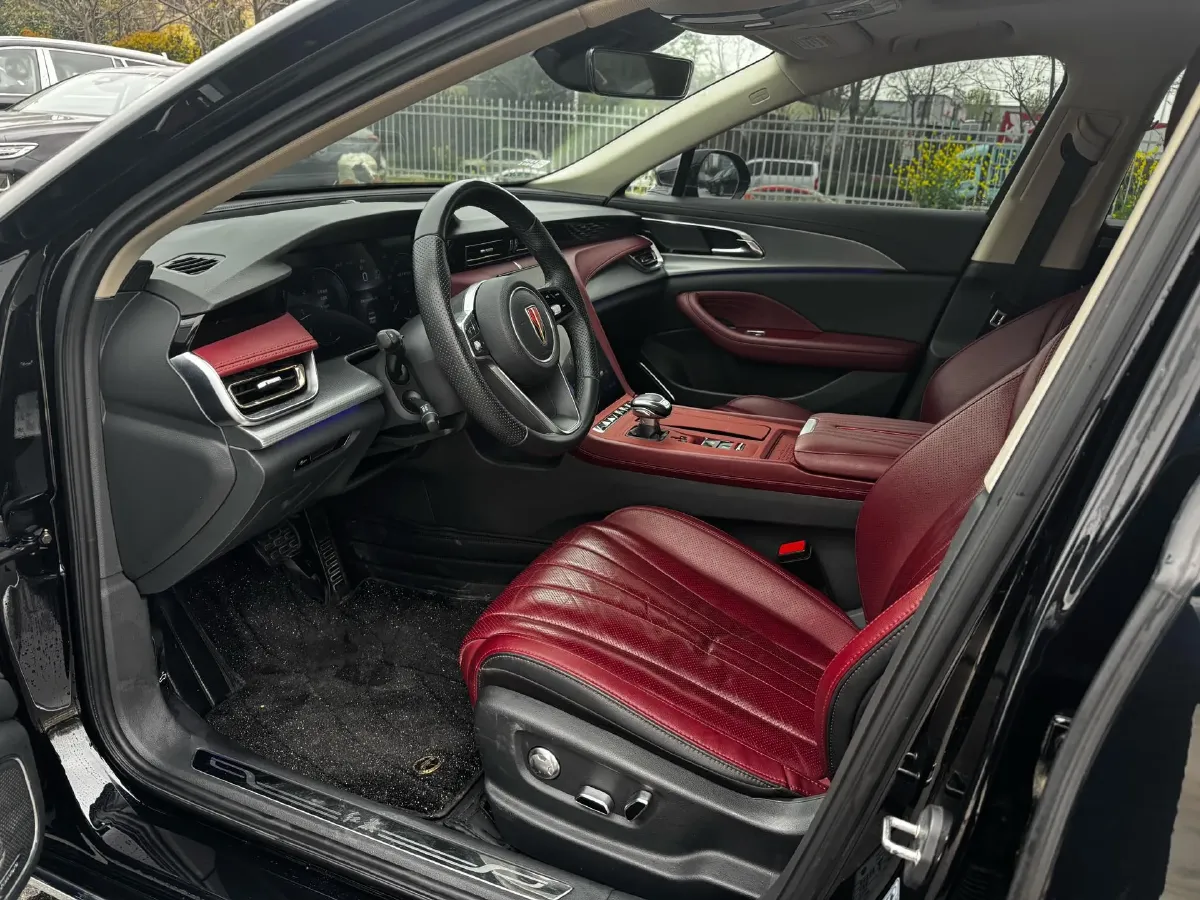 2023 HongQi H5 2.0T 224HP L4 8AT,autocango,china used car exporter,china ev exporter,chinese used car exporter,chinese used ev exporter