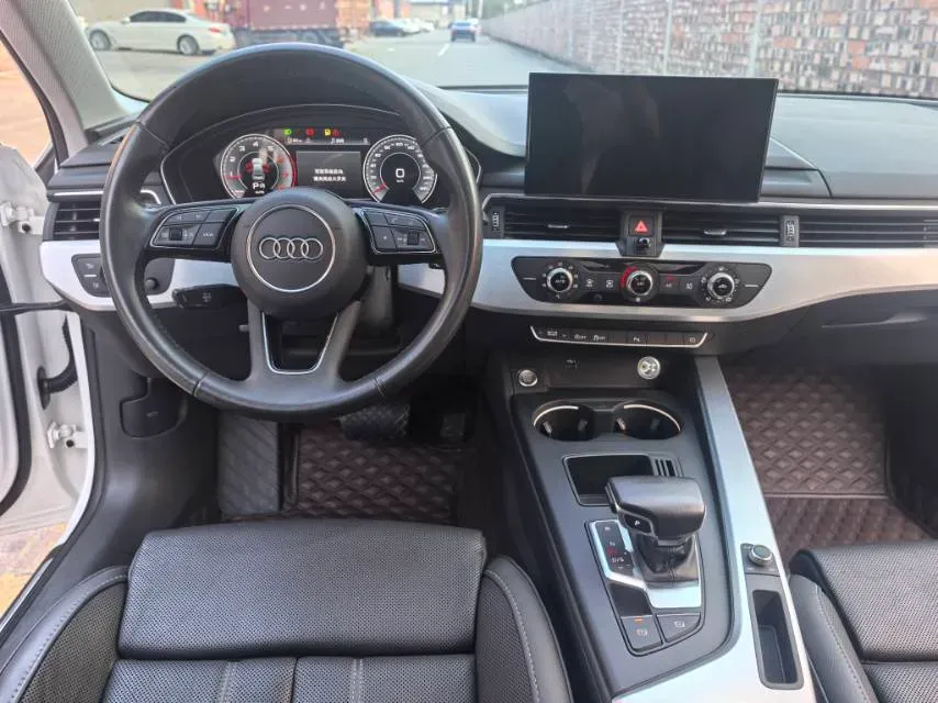 2020 Audi A4L 2.0T 190HP L4 7DCT,autocango,china used car exporter,china ev exporter,chinese used car exporter,chinese used ev exporter