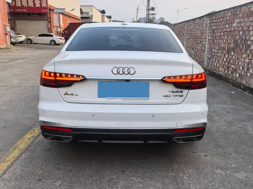 2020 Audi A4L 2.0T 190HP L4 7DCT,autocango,china used car exporter,china ev exporter,chinese used car exporter,chinese used ev exporter