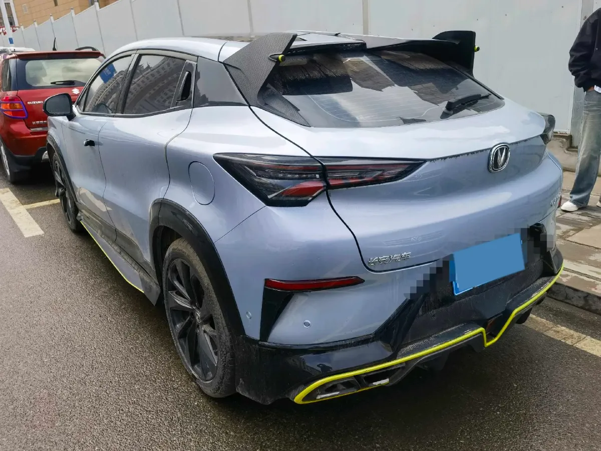 2022 ChangAn UNI-T 1.5T 188HP L4 7DCT,autocango,china used car exporter,china ev exporter,chinese used car exporter,chinese used ev exporter