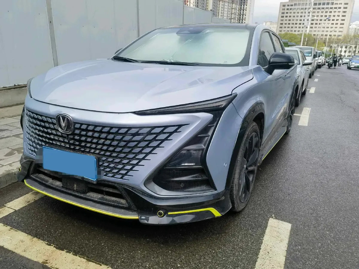 2022 ChangAn UNI-T 1.5T 188HP L4 7DCT,autocango,china used car exporter,china ev exporter,chinese used car exporter,chinese used ev exporter