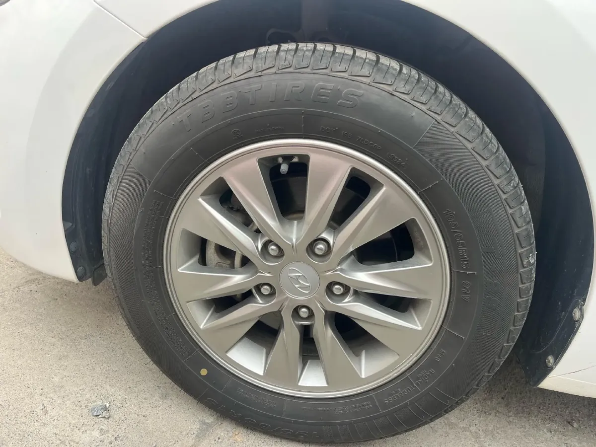 2020 Hyundai Celesta 1.6L 123HP L4 6AT,autocango,china used car exporter,china ev exporter,chinese used car exporter,chinese used ev exporter