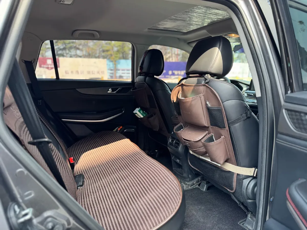 2022 ChangAn CS75 1.5T 180HP L4 7DCT,autocango,china used car exporter,china ev exporter,chinese used car exporter,chinese used ev exporter