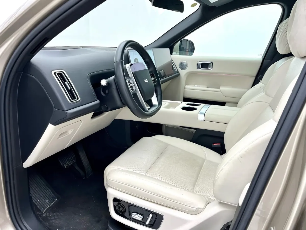 2025 Li L9 Range Extended 154HP REEV,autocango,china used car exporter,china ev exporter,chinese used car exporter,chinese used ev exporter