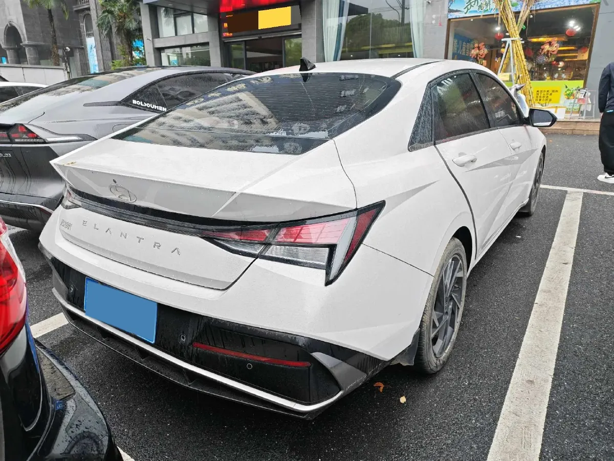 2023 Hyundai Elantra 1.5L 115HP L4 CVT,autocango,china used car exporter,china ev exporter,chinese used car exporter,chinese used ev exporter