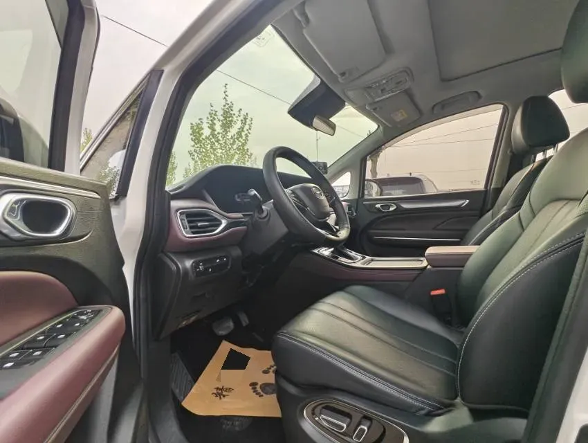 2021 GAC Trumpchi M6 1.5T 169HP L4 7DCT,autocango,china used car exporter,china ev exporter,chinese used car exporter,chinese used ev exporter