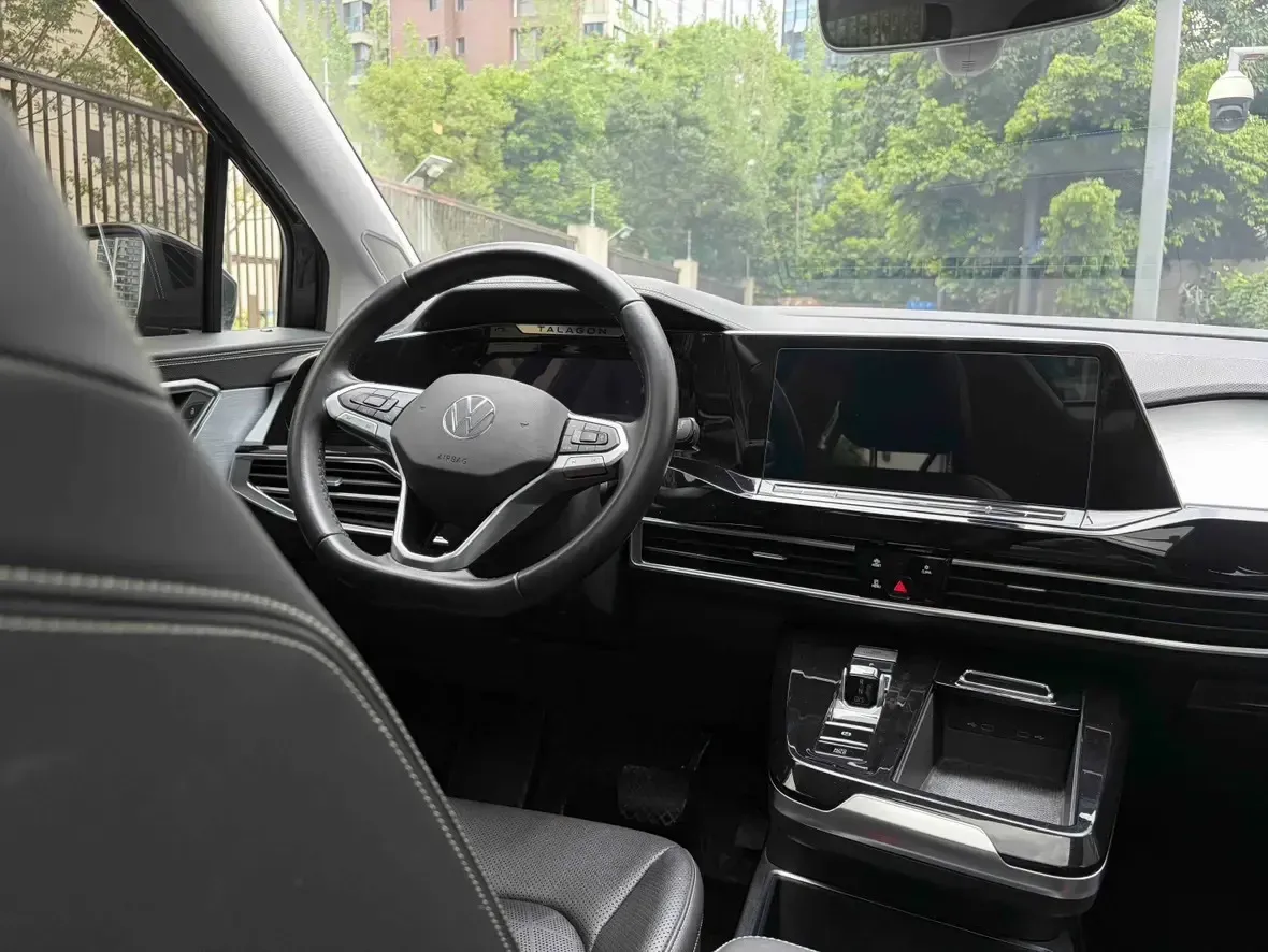 2021 Volkswagen Talagon 2.0T 186HP L4 7DCT,autocango,china used car exporter,china ev exporter,chinese used car exporter,chinese used ev exporter