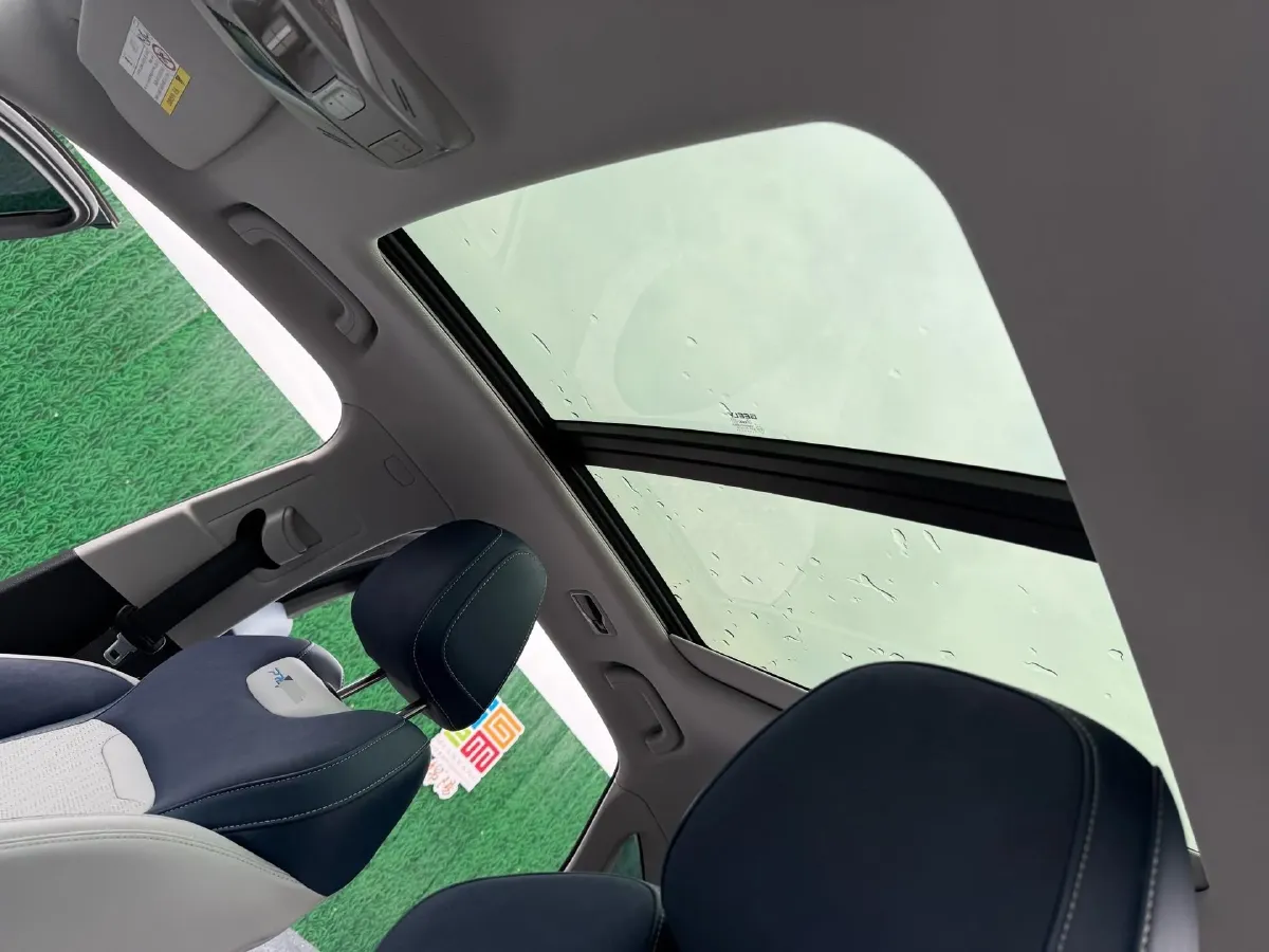 2021 Geely Preface 2.0T 190HP L4 7DCT,autocango,china used car exporter,china ev exporter,chinese used car exporter,chinese used ev exporter