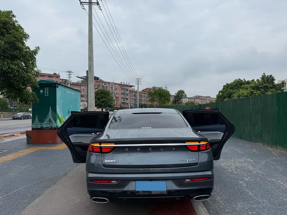 2021 Geely Preface 2.0T 190HP L4 7DCT,autocango,china used car exporter,china ev exporter,chinese used car exporter,chinese used ev exporter